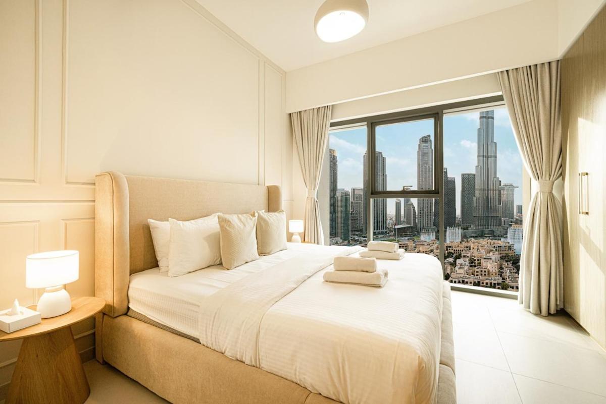 Fabulous 2br With Burj Khalifa And Fountain Views - 5-min Walk To Mall And Souk Al Bahar *