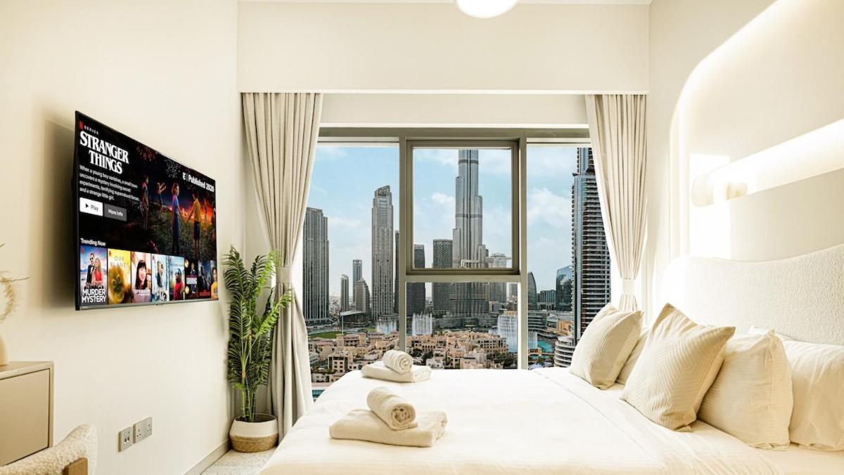 Apartment Fabulous 2br With Burj Khalifa And Fountain Views - 5-min Walk To Mall And Souk Al Bahar *