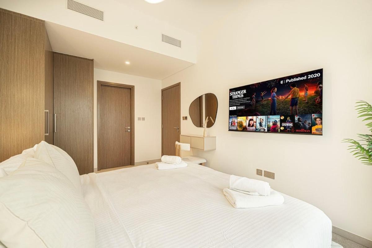 Fabulous 2br With Burj Khalifa And Fountain Views - 5-min Walk To Mall And Souk Al Bahar Dubai