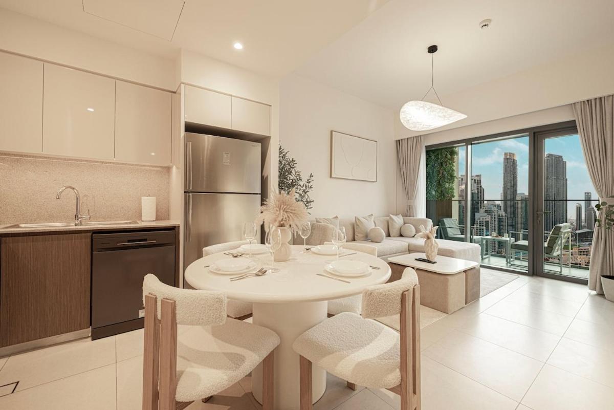 Fabulous 2br With Burj Khalifa And Fountain Views - 5-min Walk To Mall And Souk Al Bahar Apartment Dubai