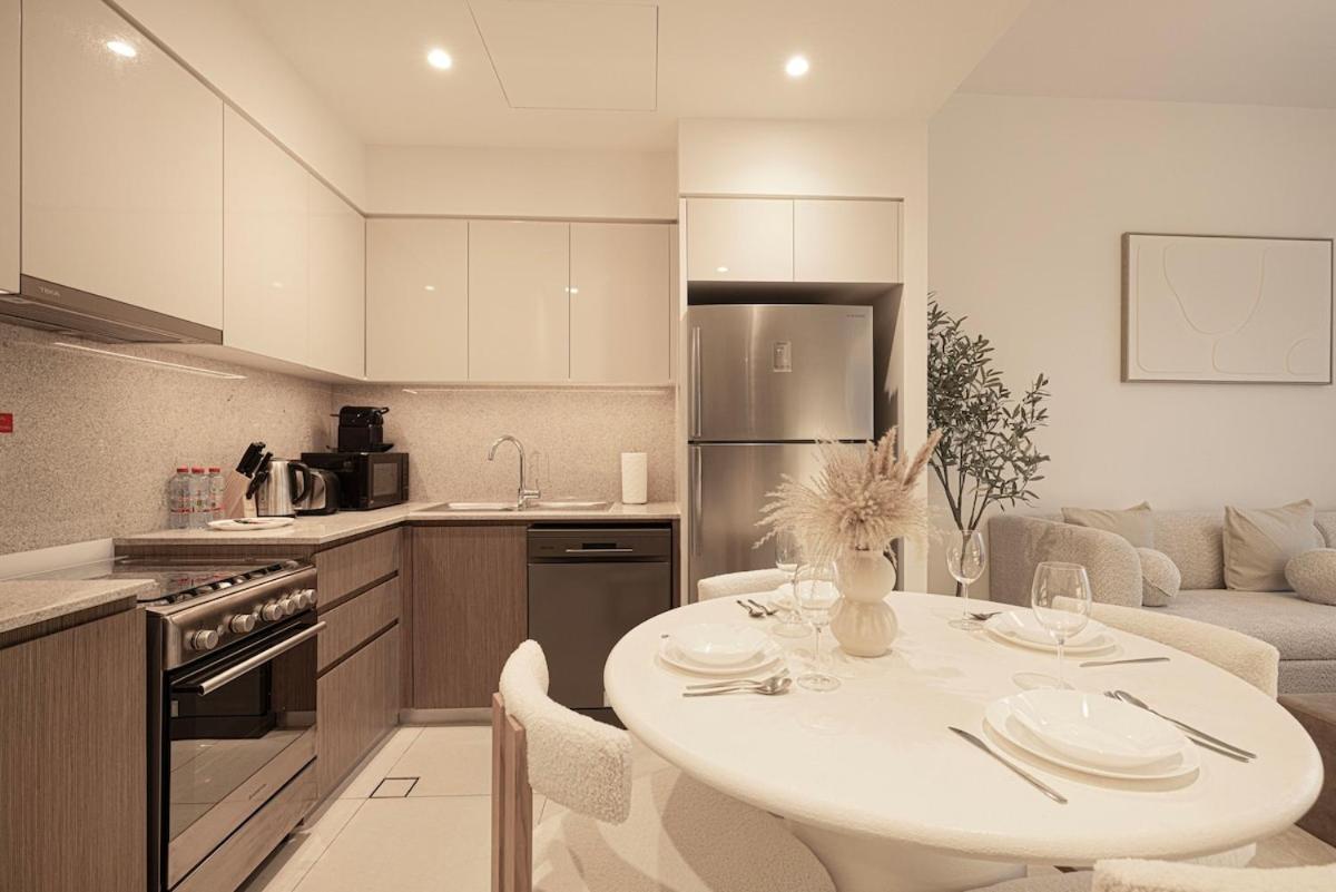 Apartment Fabulous 2br With Burj Khalifa And Fountain Views - 5-min Walk To Mall And Souk Al Bahar Dubai