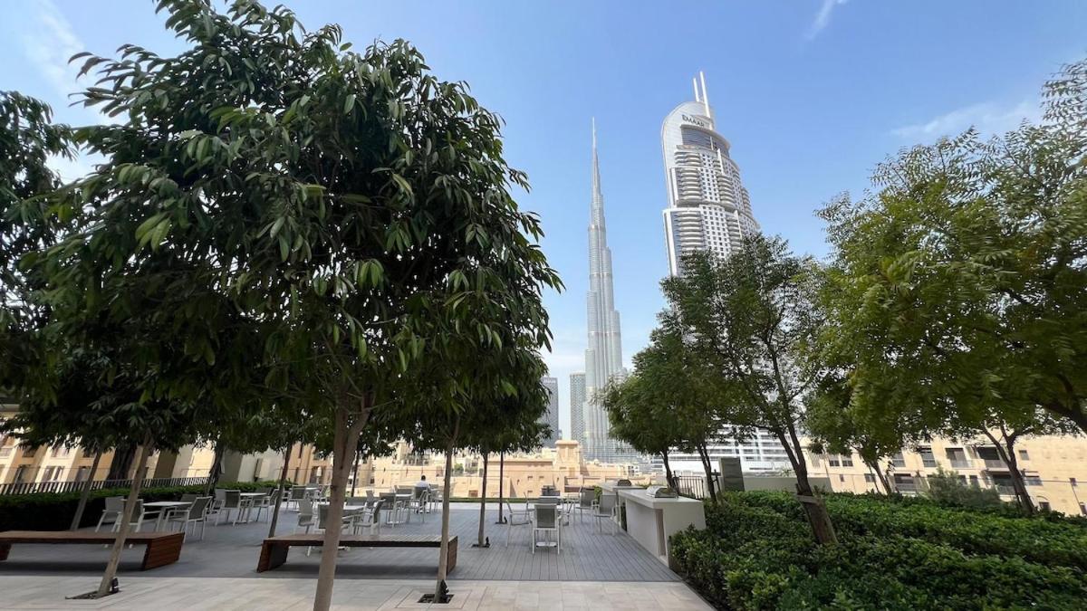 Fabulous 2br With Burj Khalifa And Fountain Views - 5-min Walk To Mall And Souk Al Bahar *