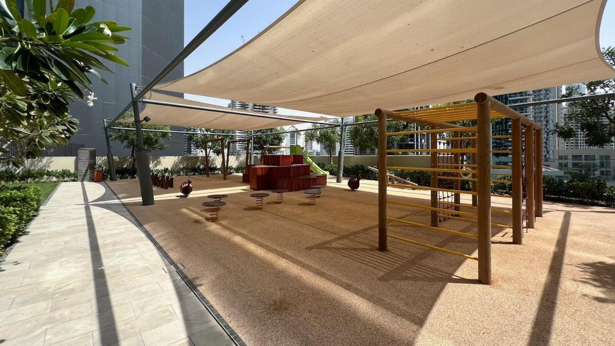 Apartment Fabulous 2br With Burj Khalifa And Fountain Views - 5-min Walk To Mall And Souk Al Bahar *