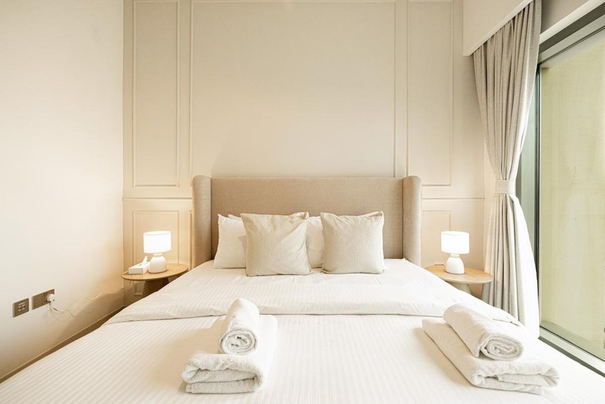 Fabulous 2br With Burj Khalifa And Fountain Views - 5-min Walk To Mall And Souk Al Bahar Apartment Dubai