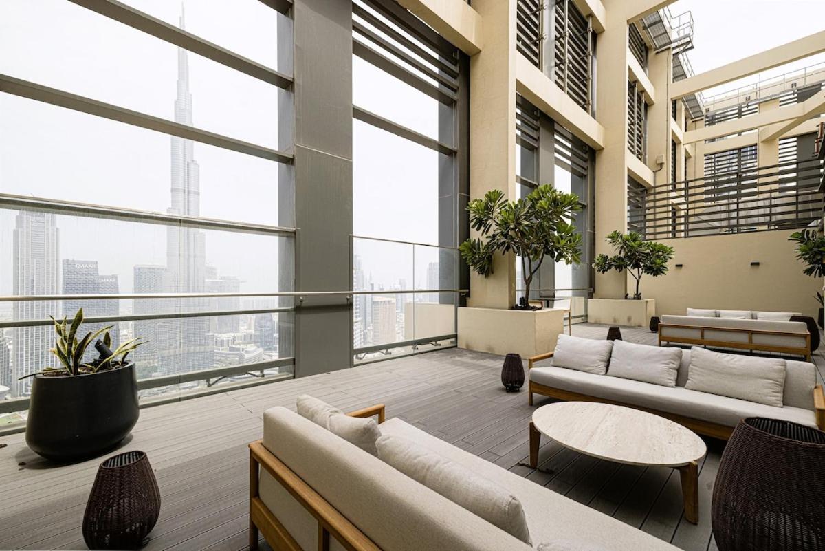 Fabulous 2br With Burj Khalifa And Fountain Views - 5-min Walk To Mall And Souk Al Bahar *