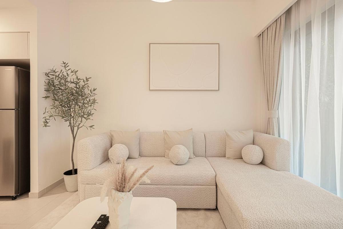 Apartment Fabulous 2br With Burj Khalifa And Fountain Views - 5-min Walk To Mall And Souk Al Bahar Dubai